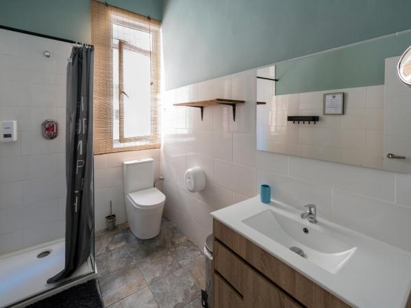 The Venue Hostel Boutique : photo 7 de la chambre chambre double standard avec salle de bains commune