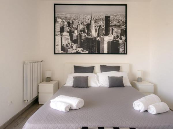 Airport bari-palese LUXURY 1 : photo 2 de la chambre chambre double avec balcon