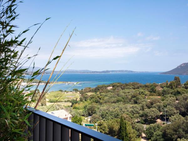 Hotel Alcyon : photo 3 de la chambre chambre double supérieure avec balcon - vue sur mer