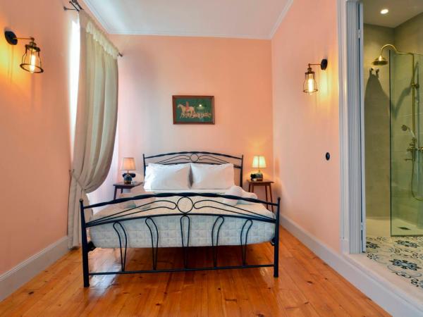 History House : photo 1 de la chambre chambre double deluxe avec douche