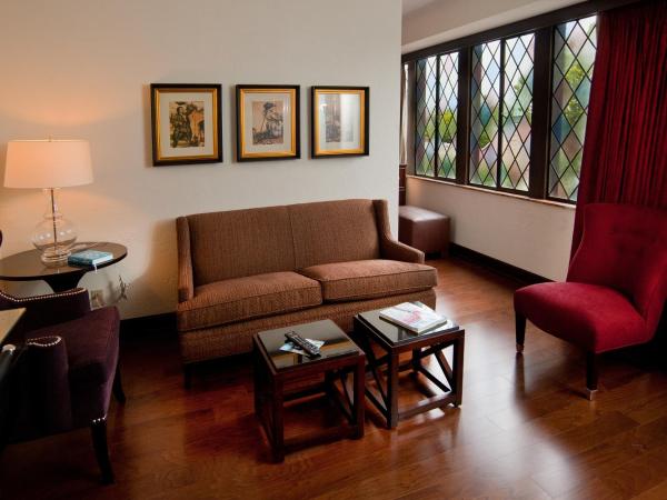 The Cheshire : photo 5 de la chambre suite lit king-size