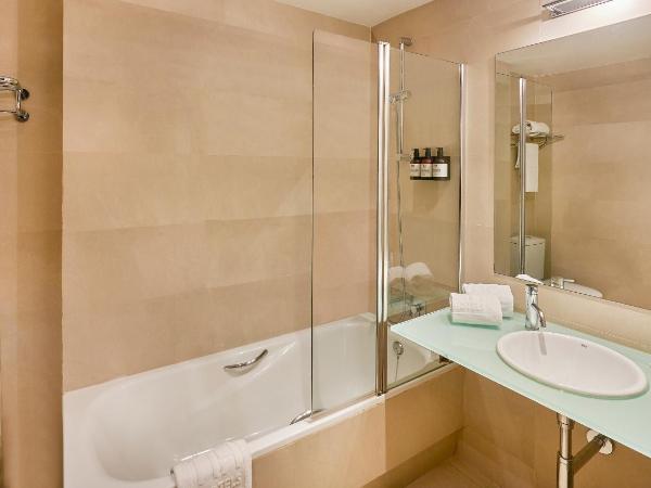 NH Madrid Lagasca : photo 9 de la chambre chambre double ou lits jumeaux standard