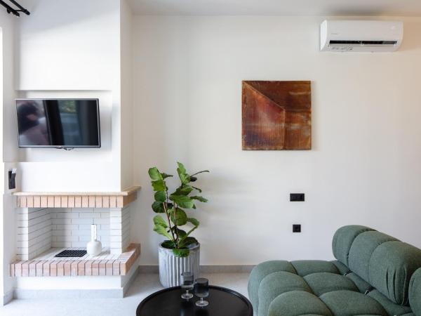 Aristea Hotel : photo 7 de la chambre suite avec jacuzzi