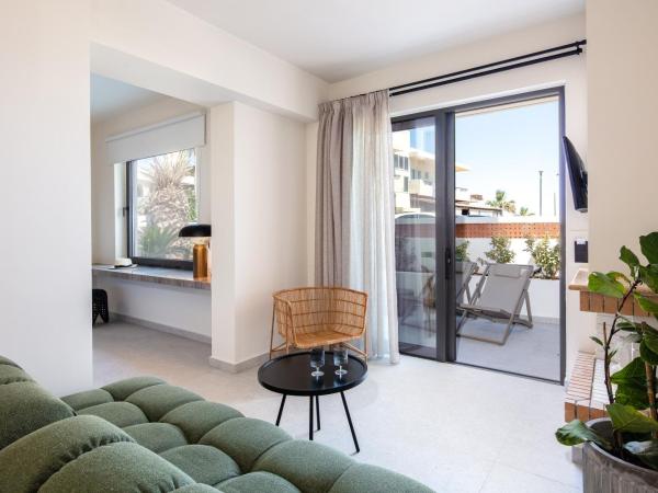 Aristea Hotel : photo 9 de la chambre suite avec jacuzzi