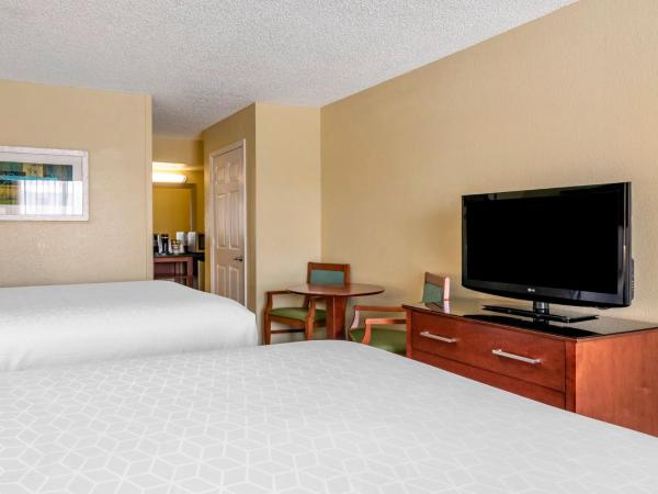 Holiday Inn Resort Orlando - Lake Buena Vista, an IHG Hotel : photo 3 de la chambre chambre lit queen-size - 2 lits queen-size - repas gratuits pour les enfants