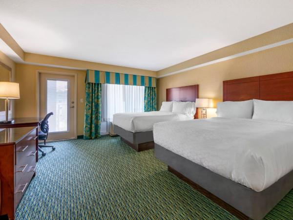 Holiday Inn Resort Orlando - Lake Buena Vista, an IHG Hotel : photo 6 de la chambre chambre standard avec 2 lits queen-size et balcon - vue sur piscine (repas des enfants gratuits)
