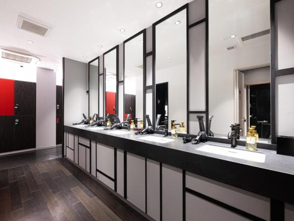 NINJA & GEISHA : photo 9 de la chambre lit dans dortoir pour hommes