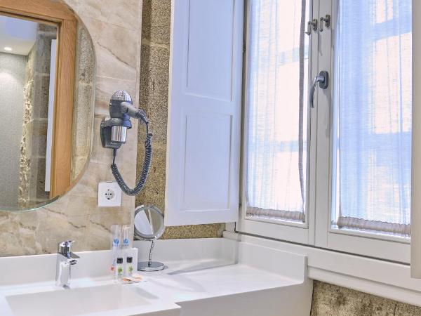 Hotel Praza Quintana : photo 7 de la chambre chambre double ou lits jumeaux