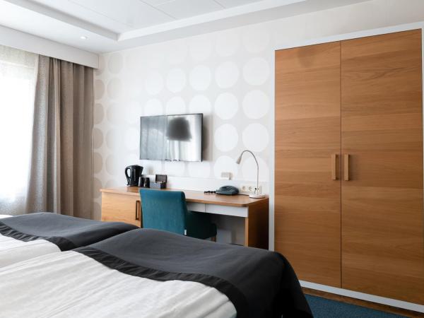 Elite Hotel Marina Plaza : photo 6 de la chambre chambre double standard