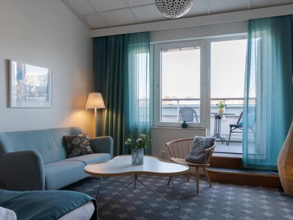 Elite Hotel Marina Plaza : photo 6 de la chambre suite junior - vue sur ville