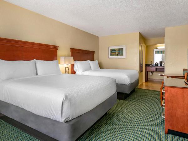 Holiday Inn Resort Orlando - Lake Buena Vista, an IHG Hotel : photo 4 de la chambre chambre lit queen-size - 2 lits queen-size - repas gratuits pour les enfants