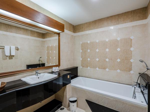 Whitehouse Condotel : photo 2 de la chambre suite deluxe