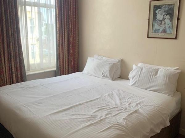 Hotel Balmoral : photo 3 de la chambre chambre double standard