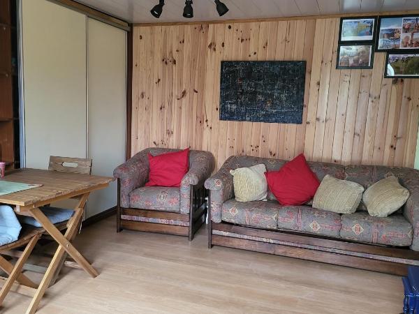 RiverHouse - Near River - Near Ocean - Near Porto : photo 9 de la chambre suite - vue sur jardin