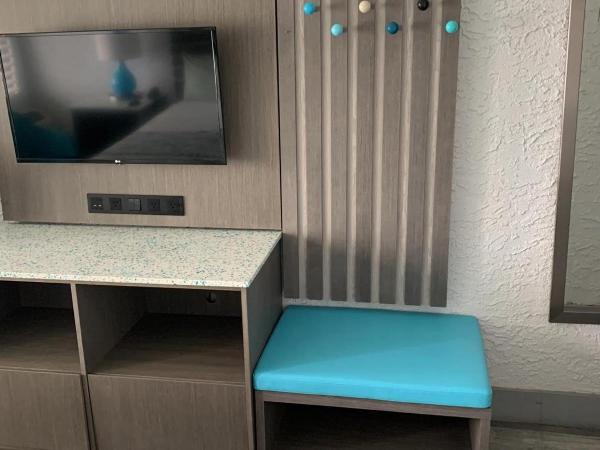 Casa Loma Panama City Beach - Beachfront : photo 3 de la chambre king studio (no resort fee)