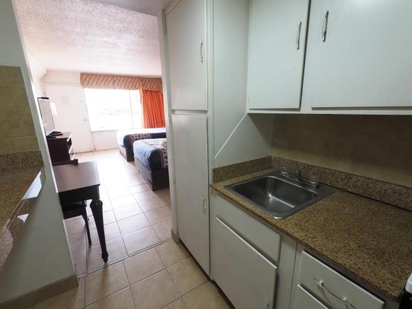 White Marlin Inn - Virginia Beach : photo 1 de la chambre chambre double standard - fumeurs