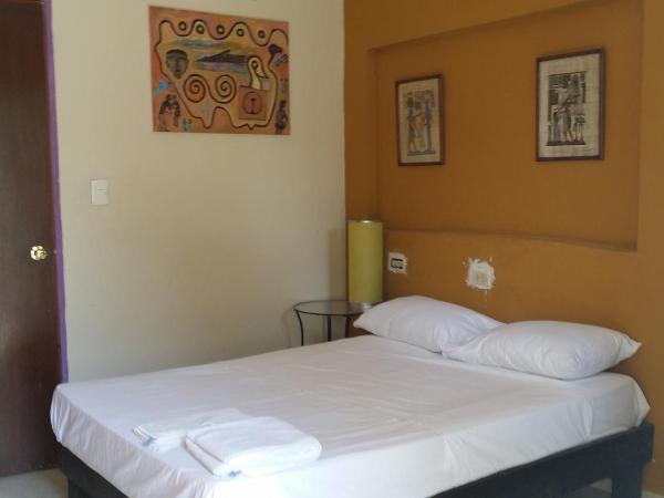 Mansion Giahn Bed & Breakfast : photo 4 de la chambre chambre double deluxe