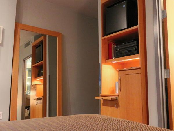 Charlesmark Hotel : photo 5 de la chambre chambre standard