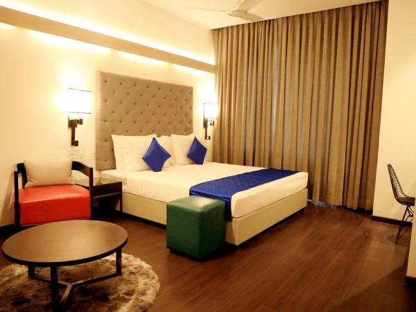 Hotel Deccan Serai Grande, Gachibowli, Hyderabad : photo 9 de la chambre suite studio
