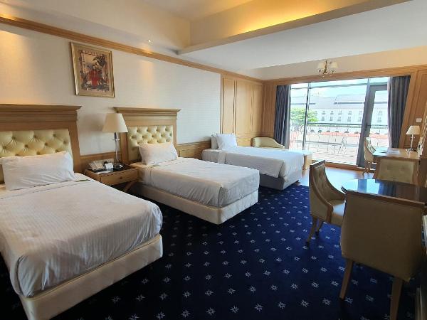 Royale Chulan Penang : photo 4 de la chambre junior triple
