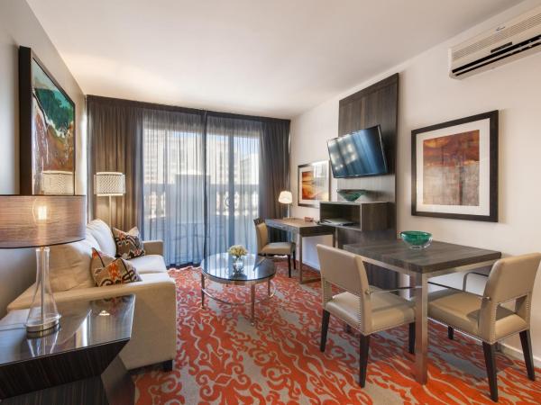 Miller Apartments : photo 4 de la chambre one bedroom executive apartment with balcony