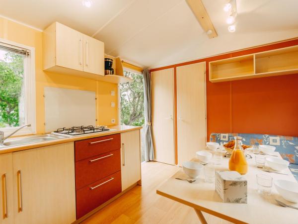 Village Vacances Le Parc Des Chênes (by Popinns) : photo 4 de la chambre mobile home