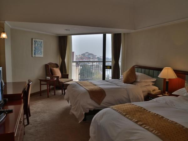 Huiquan Dynasty Hotel Qingdao : photo 6 de la chambre south wing twin room with sea view