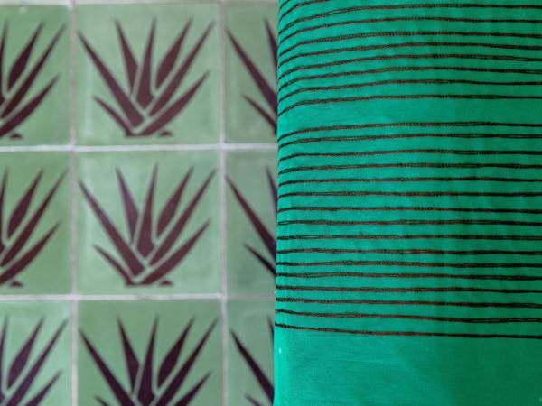 Cabane Container Hotel - ADULTS ONLY : photo 9 de la chambre chambre lit king-size - vue sur mer