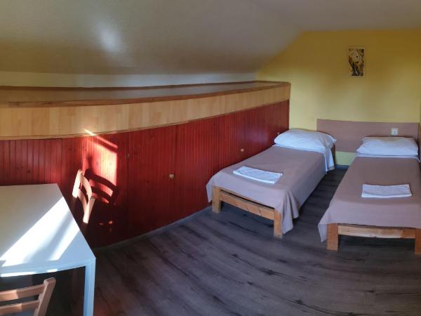 Jáde Panzió : photo 2 de la chambre chambre lits jumeaux