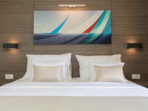 Hotel Antonio : photo 4 de la chambre suite junior avec balcon