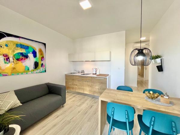 Apartments and Rooms Mateša : photo 8 de la chambre appartement - vue sur piscine