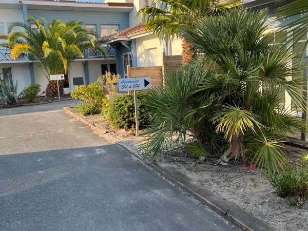 Home Place Apartments - Gujan Arcachon : photo 10 de la chambre studio avec terrasse