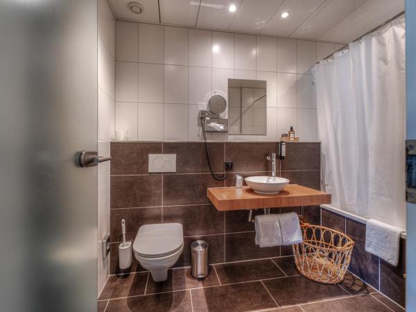 The HEY HOTEL : photo 9 de la chambre chambre familiale