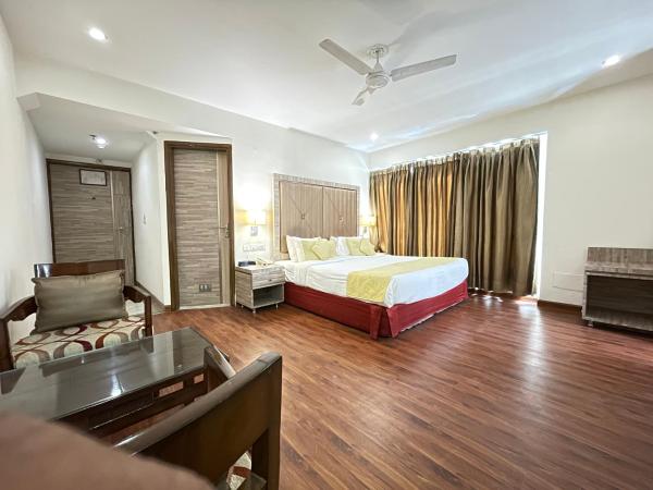 Surasena Regal Vista Agra : photo 1 de la chambre chambre deluxe double ou lits jumeaux