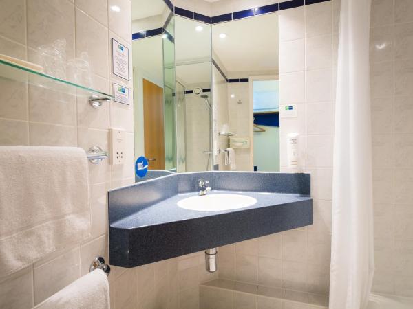 Holiday Inn Express Aberdeen City Centre, an IHG Hotel : photo 1 de la chambre chambre double standard