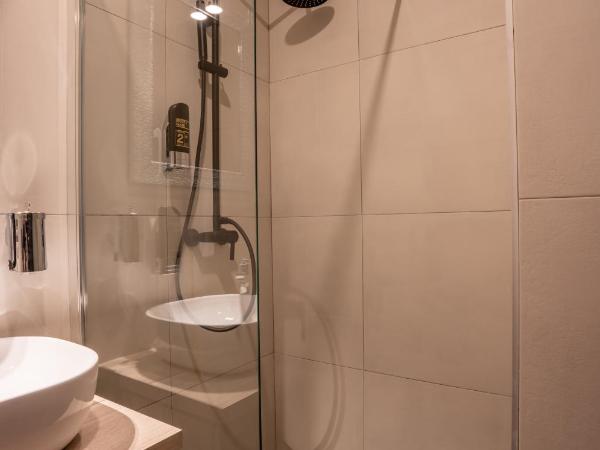 ECHO Boutique Rooms : photo 3 de la chambre chambre double deluxe avec balcon