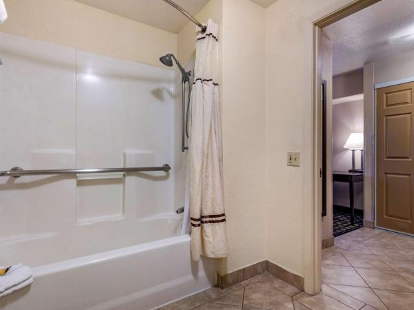 Best Western Plus Las Vegas West : photo 2 de la chambre chambre avec 2 lits queen-size et baignoire - accessible aux personnes à mobilité réduite/non-fumeurs