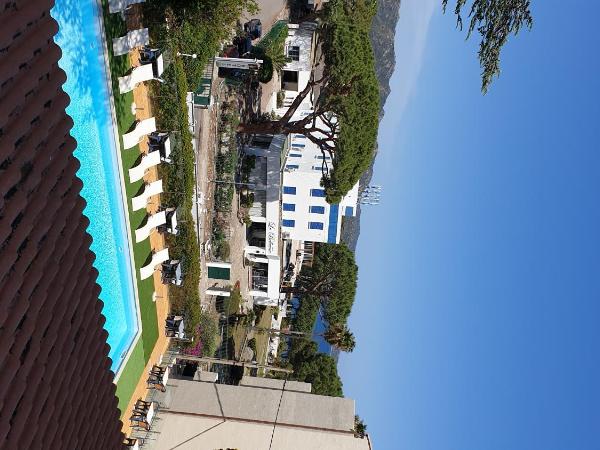 Hotel Madame Mere : photo 2 de la chambre chambre lits jumeaux - côté piscine