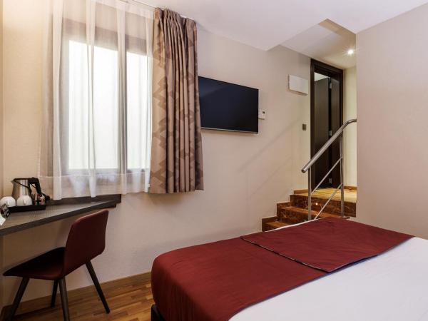 Hotel Ronda Lesseps : photo 1 de la chambre petite chambre simple - rez-de-chaussée