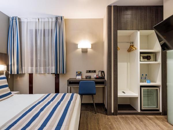 Hotel Ronda Lesseps : photo 4 de la chambre petite chambre simple - rez-de-chaussée