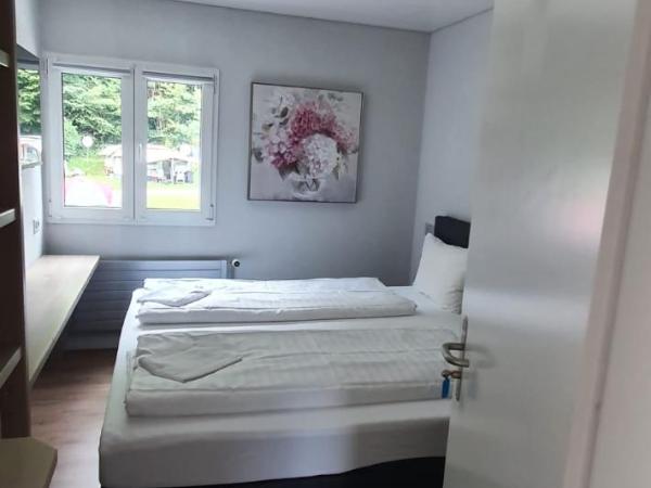 The River Village : photo 2 de la chambre chambre double standard avec salle de bains commune