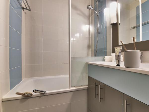 Résidence Pierre & Vacances Ty Mat : photo 7 de la chambre studio standard avec coin nuit dans alcôve et terrasse ou balcon (4 personnes)