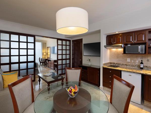 Paradisus Cancun All Inclusive : photo 9 de la chambre premium suite sunset view