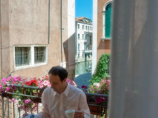 Hotel Al Malcanton : photo 8 de la chambre chambre triple supérieure avec balcon - annexe