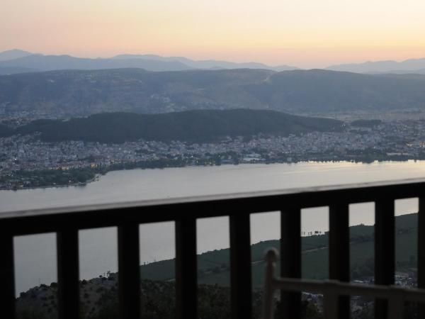 Mir Boutique Hotel : photo 6 de la chambre chambre double classique - vue sur lac