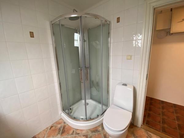 Day Dream Vesturgata 17 Reykjavik : photo 8 de la chambre chambre lits jumeaux Économique avec salle de bains commune