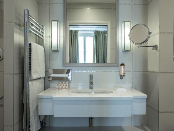 Hôtel Mansart - Esprit de France : photo 1 de la chambre chambre cosy