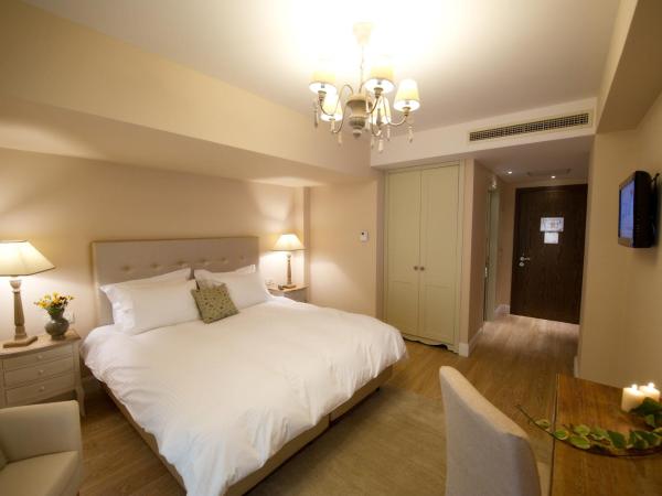 Mir Boutique Hotel : photo 4 de la chambre suite master avec vue sur lac