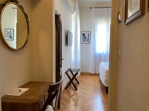 Hotel David : photo 3 de la chambre petite chambre double