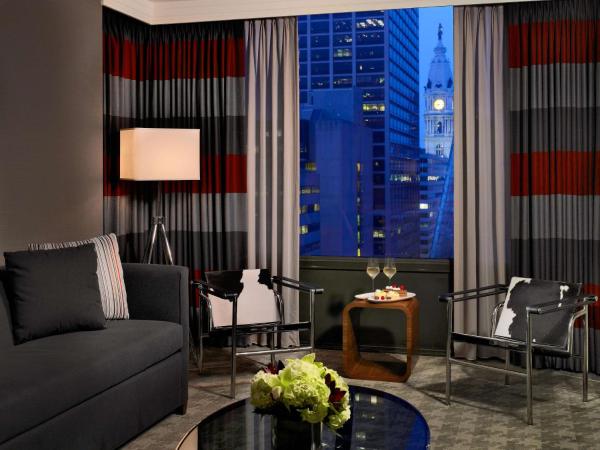 Sonesta Philadelphia Rittenhouse Square : photo 2 de la chambre suite junior avec lit king-size